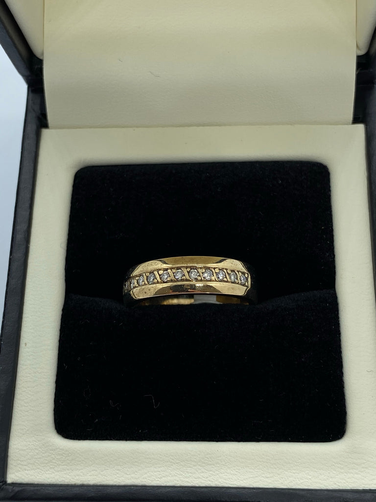 9Ct yellow gold diamond set band ring