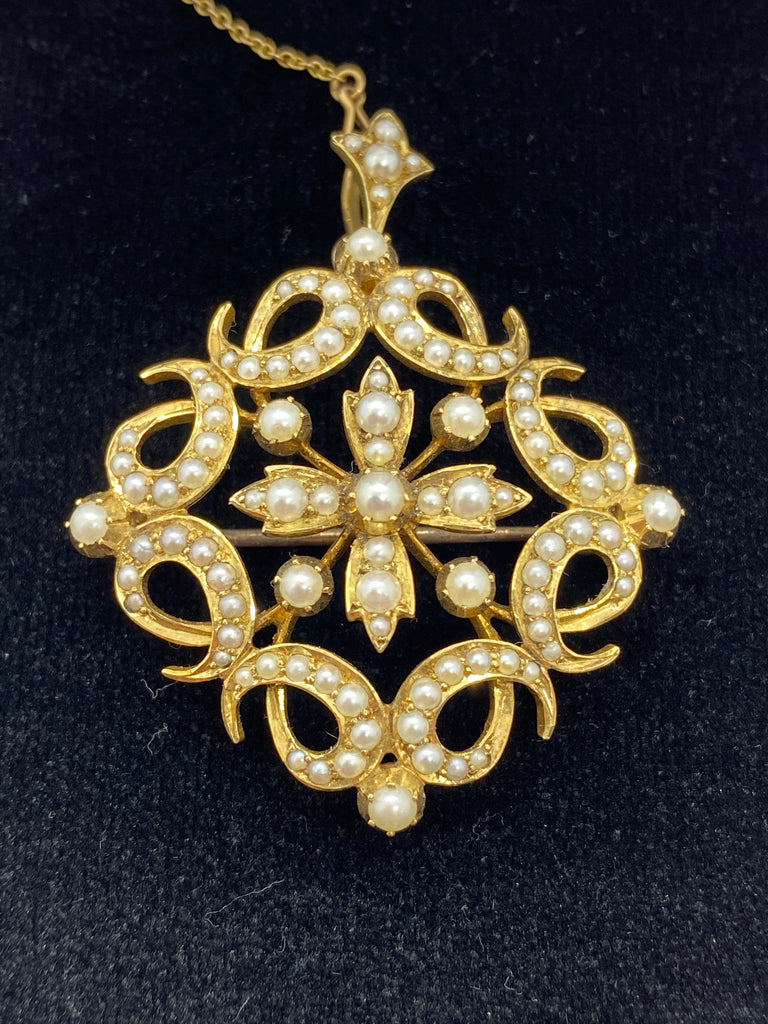 15ct yellow gold seed pearl pendant/brooch