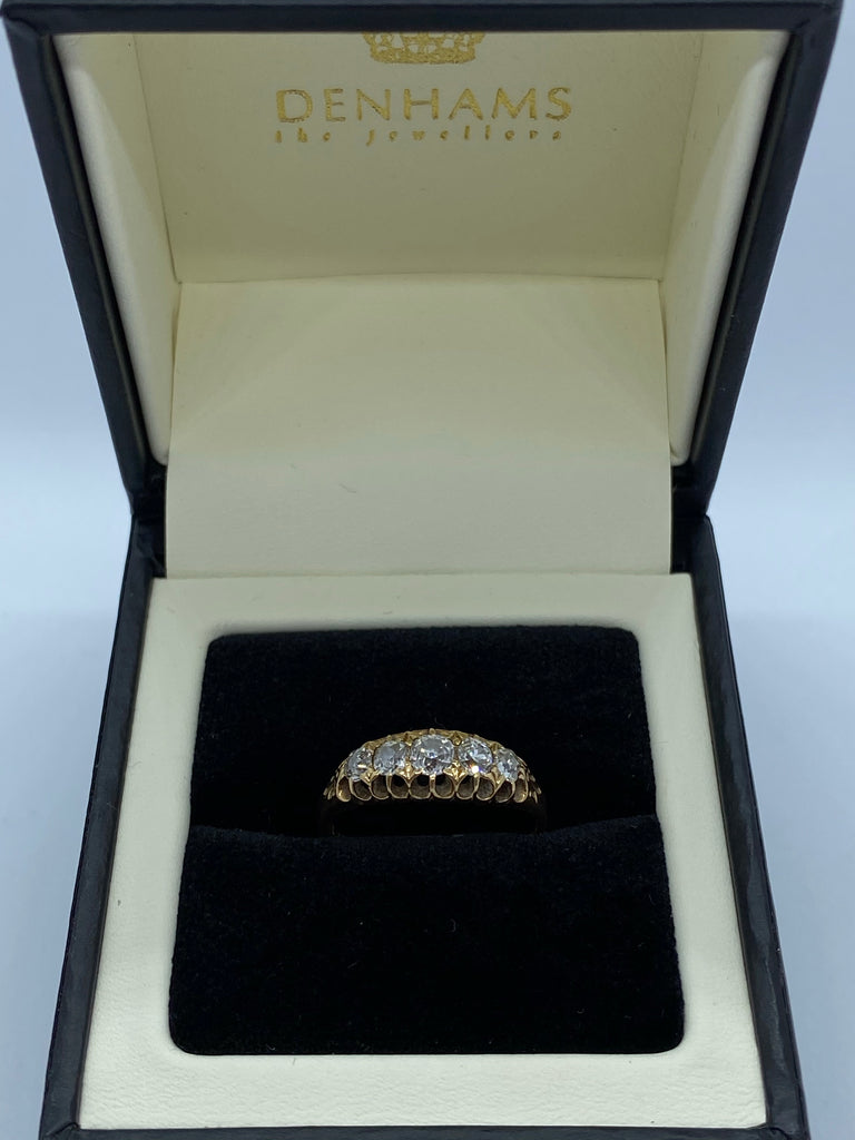 Five stone graduated diamond 18ct yellow gold