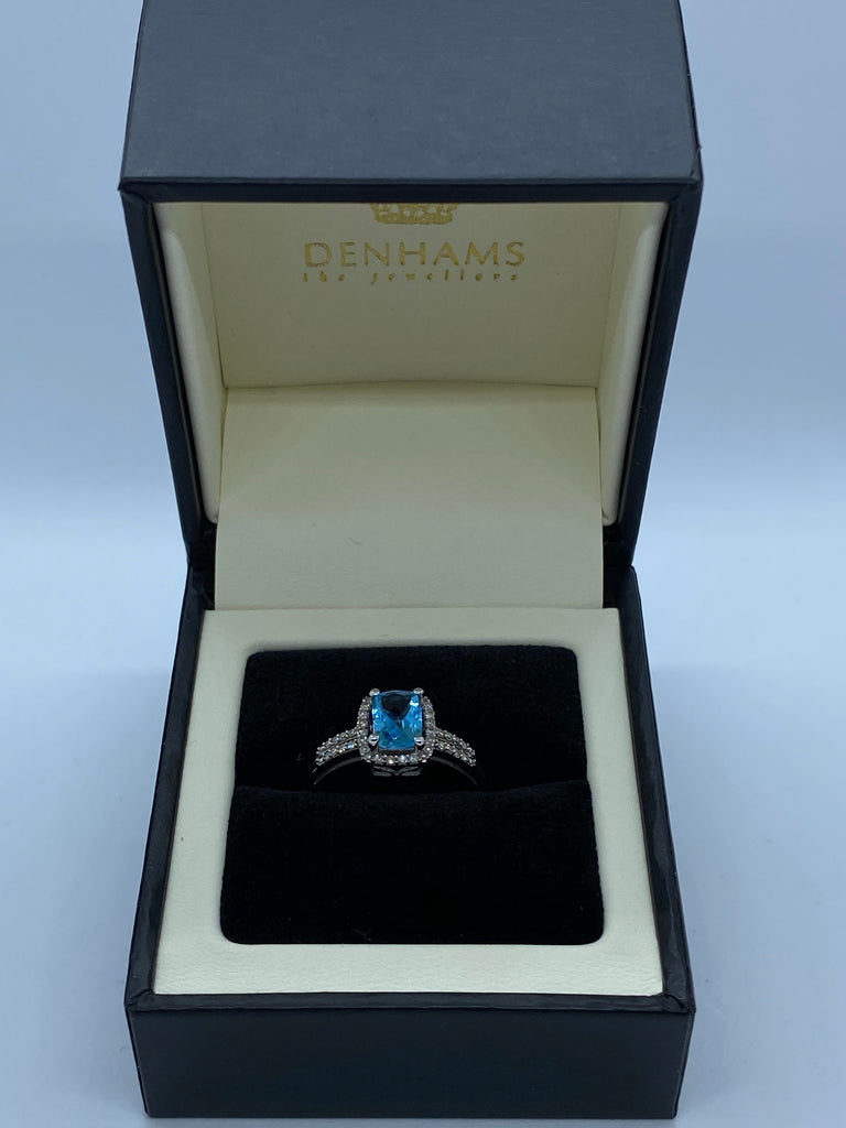 Blue topaz and diamond cluster ring 14ct white gold